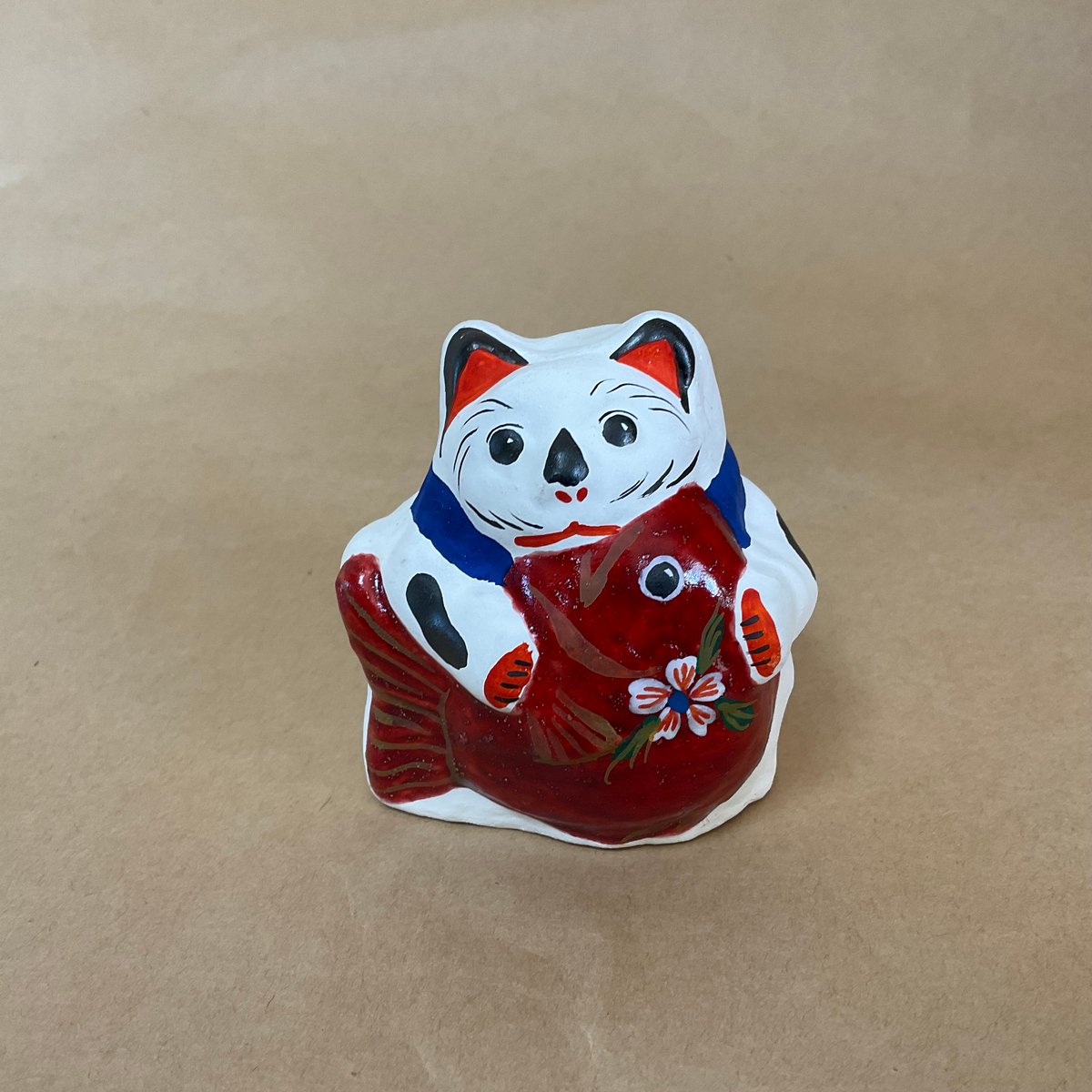 釜猫(鯛抱き) | hanamaki-ningyo