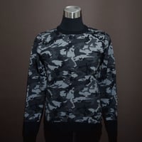 DOMESPAIR//Camouflage Sweater【Black】