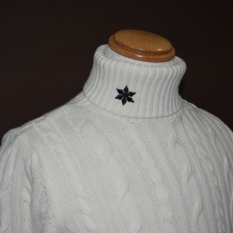 DOMESPAIR//Turtleneck Alan knit 【WHITE】