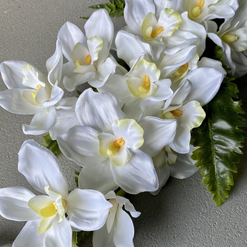 アーティフィシャル】シンビジュームのガーランド | GRACE WISTERIA