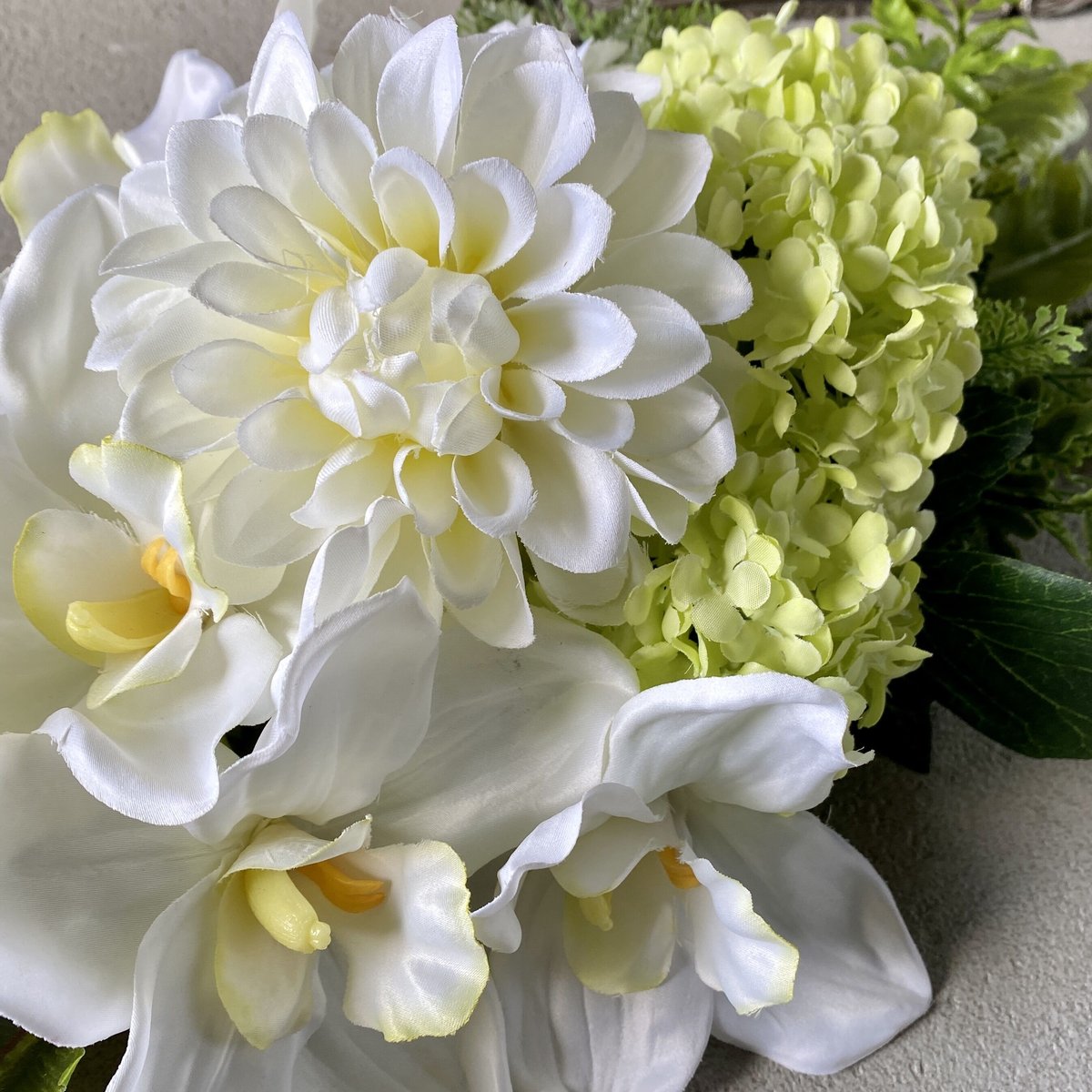 アーティフィシャル】シンビジュームのガーランド | GRACE WISTERIA