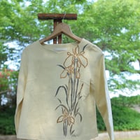 花しょうぶ の手描きシャツ