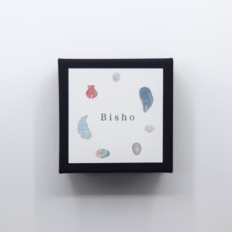 Bisho pierce 05 タカラガイ