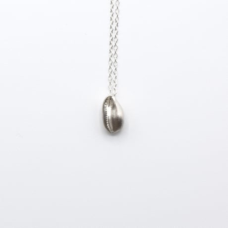 Bisho necklace 05 タカラガイ