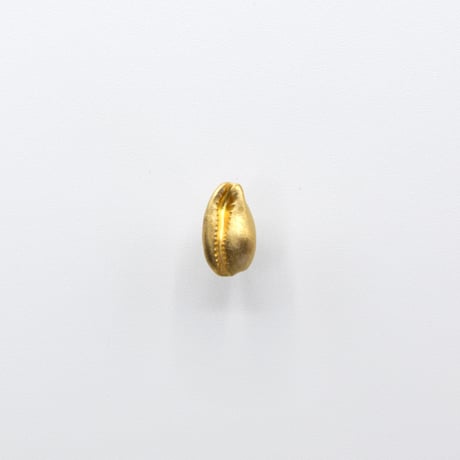 Bisho pierce 05 タカラガイ