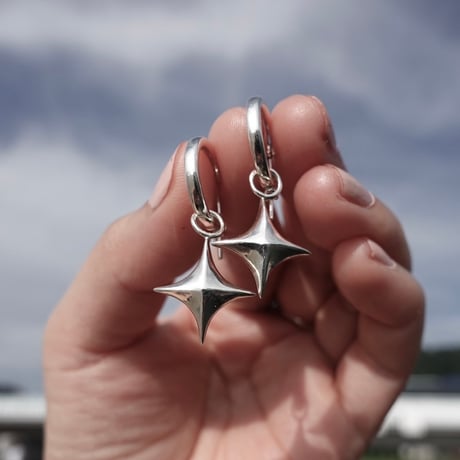 【TOPAZZ × LOVERS】silver925 Shine Pierce