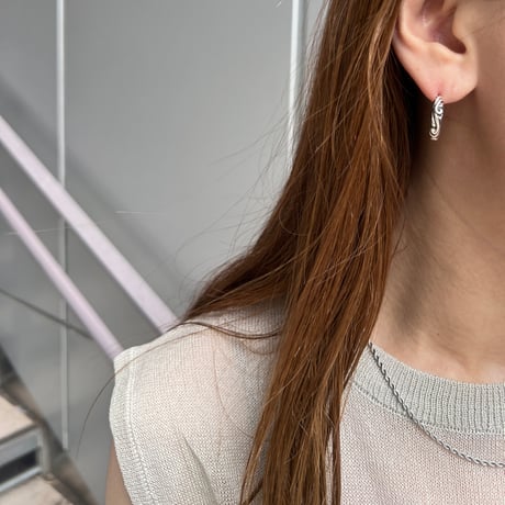 【LOVERS】silver925 design Pierce