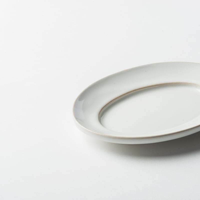 内田鋼一セレクト 萬古焼 オーバル皿 S ホワイト 〔 着払い