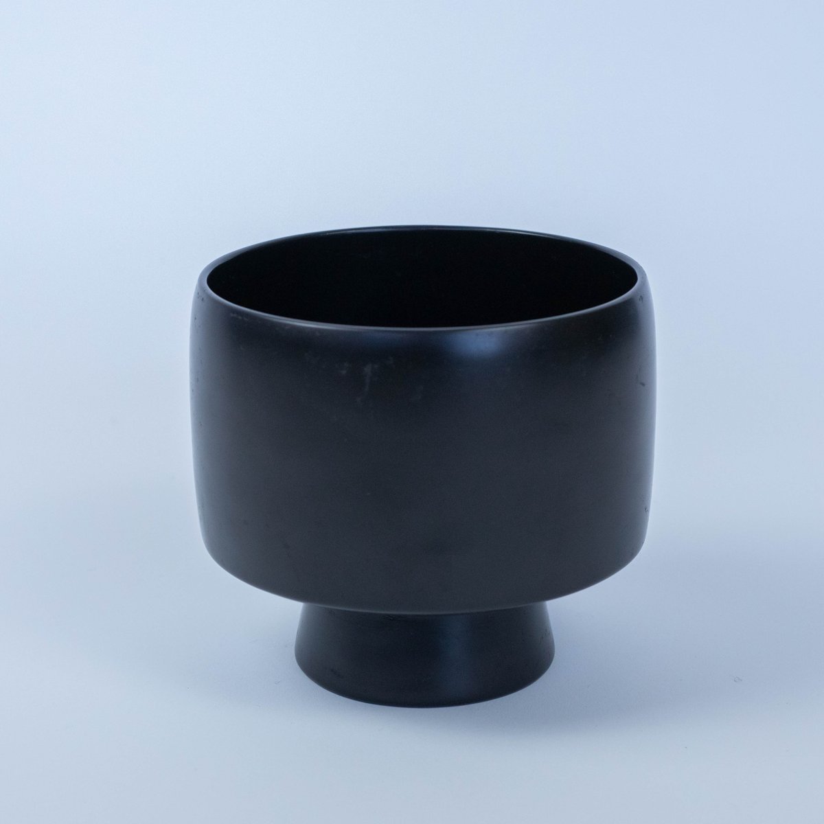 杉田明彦 高足椀(大 / 黒)【着払い】 | gallery on the hill 杉田明彦 高足椀(大 / 黒)【着払い】 | gallery on the hill