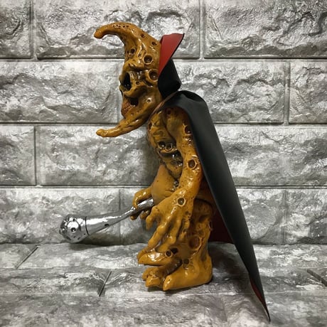 【LIMITED TOY】MADMOON 駄玩具堂∴版