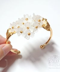 VINTAGE FLOWERS   BANGLE  【White Hydrangea】