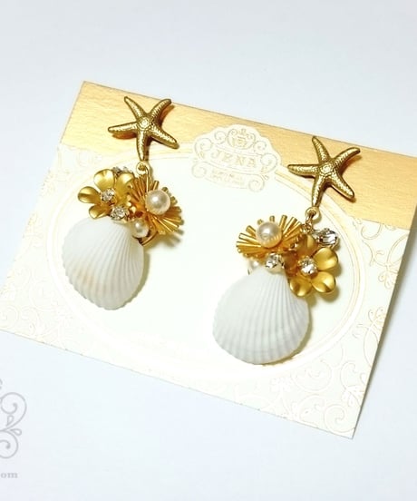 Go to the SEA! REAL SHELL 【Crystal×gold flower】イヤリング/ピアス