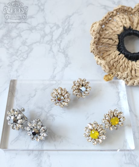 🌼DAISY EARRINGS🌼 イヤリング&ピアス