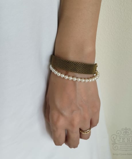 Vintage  meshchain & SWAROVSKI pearls 【ブレスレット】