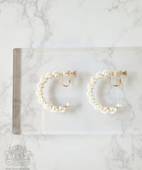 Pearl Lace Series【イヤリングM】