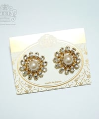 Brilliant SWAROVSKI Flower