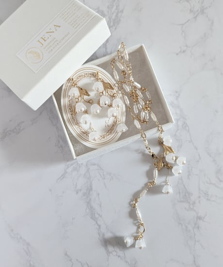 すずらんの耳飾り〚イヤリングorピアス　単品〛
