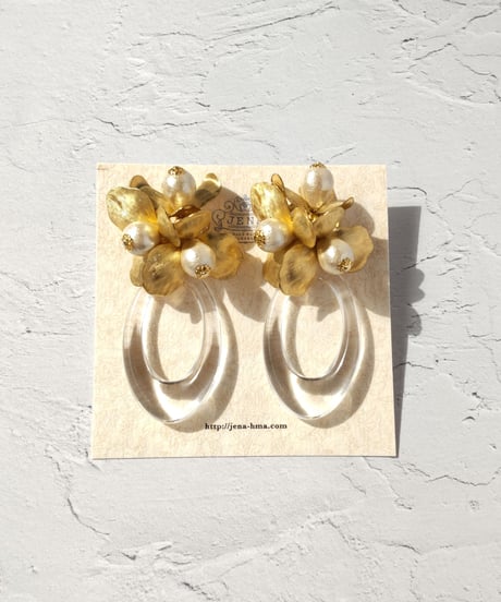 Pearl flowers and clear hoops