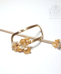 VINTAGE FLOWERS   MAJESTE  【WHITE & GOLD FLOWERS】