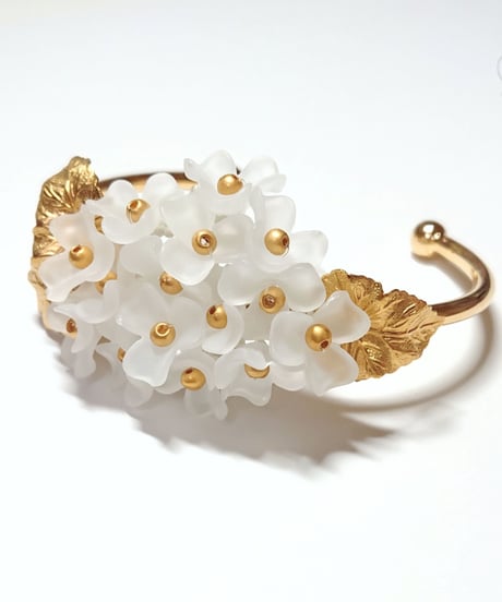 VINTAGE FLOWERS   BANGLE  【White Hydrangea】