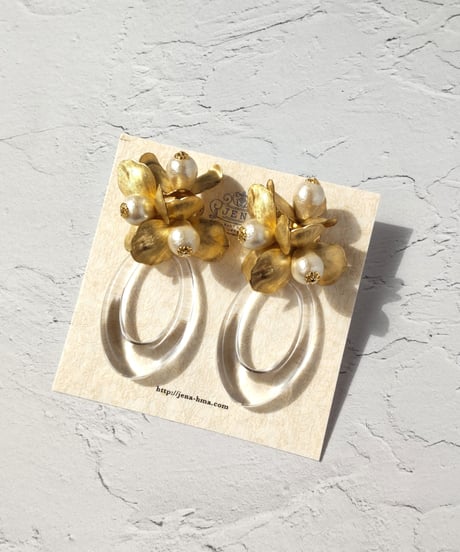 Pearl flowers and clear hoops