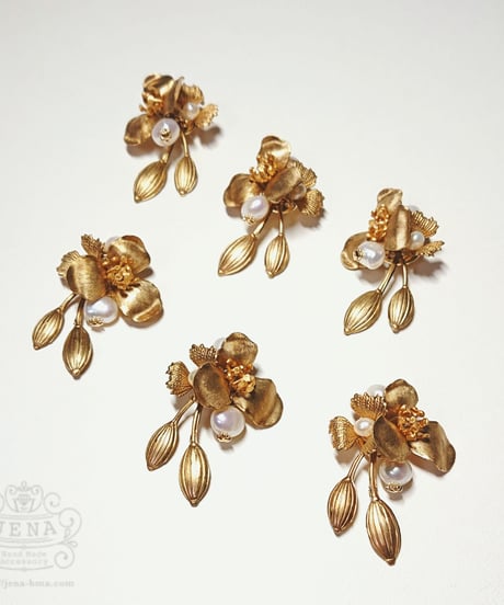 Fresh Pearls & Antique Flowers  EARRINGS ＆PIERCING