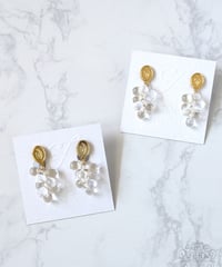 Summer Classical series 【すずらん×チェコガラス】 イヤリング&ピアス