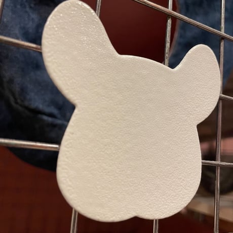 カワイ　チンチラバッジ（ホワイト）