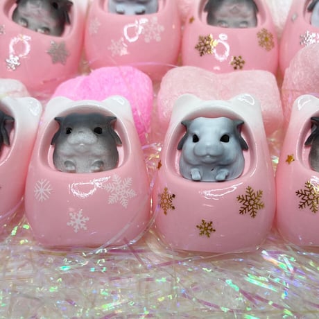 《RC》✖︎《カプリス》チラ壺コロコロブローチ（壺色：ピンク）✳︎