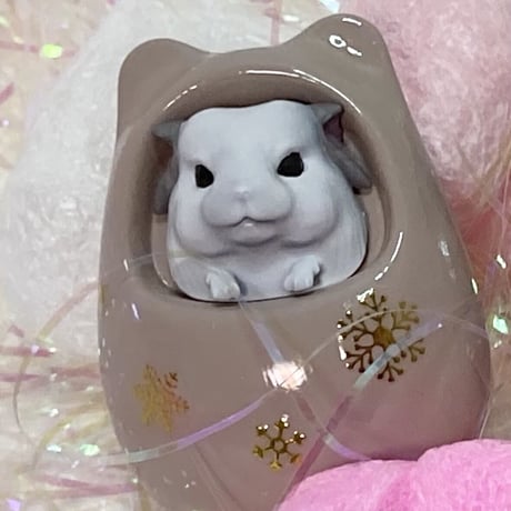 《RC》✖︎《カプリス》チラ壺コロコロブローチ（壺色：ベージュ）✳︎