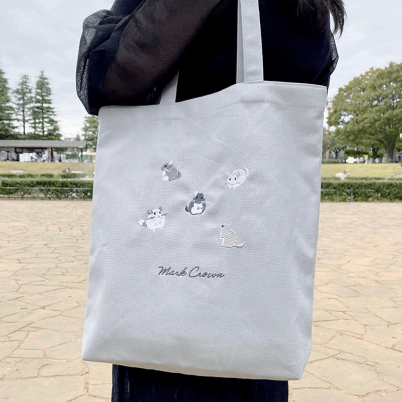 Mark Crown》チンチラいっぱい 刺繍トートバッグ | Royal Chinchill