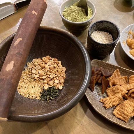 台湾の食べる漢方茶・擂茶