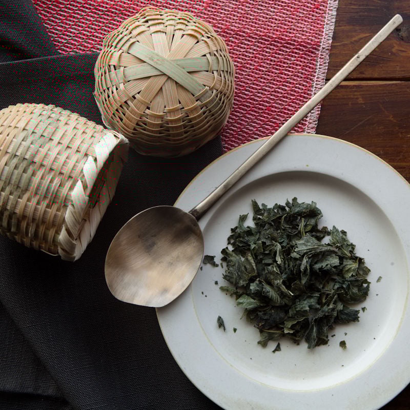 奈良 高取の寒さにまけない大和当帰茶/リーフ 20g 缶 | 伝統茶 奈良 高取の寒さにまけない大和当帰茶/リーフ 20g 缶 | 伝統茶