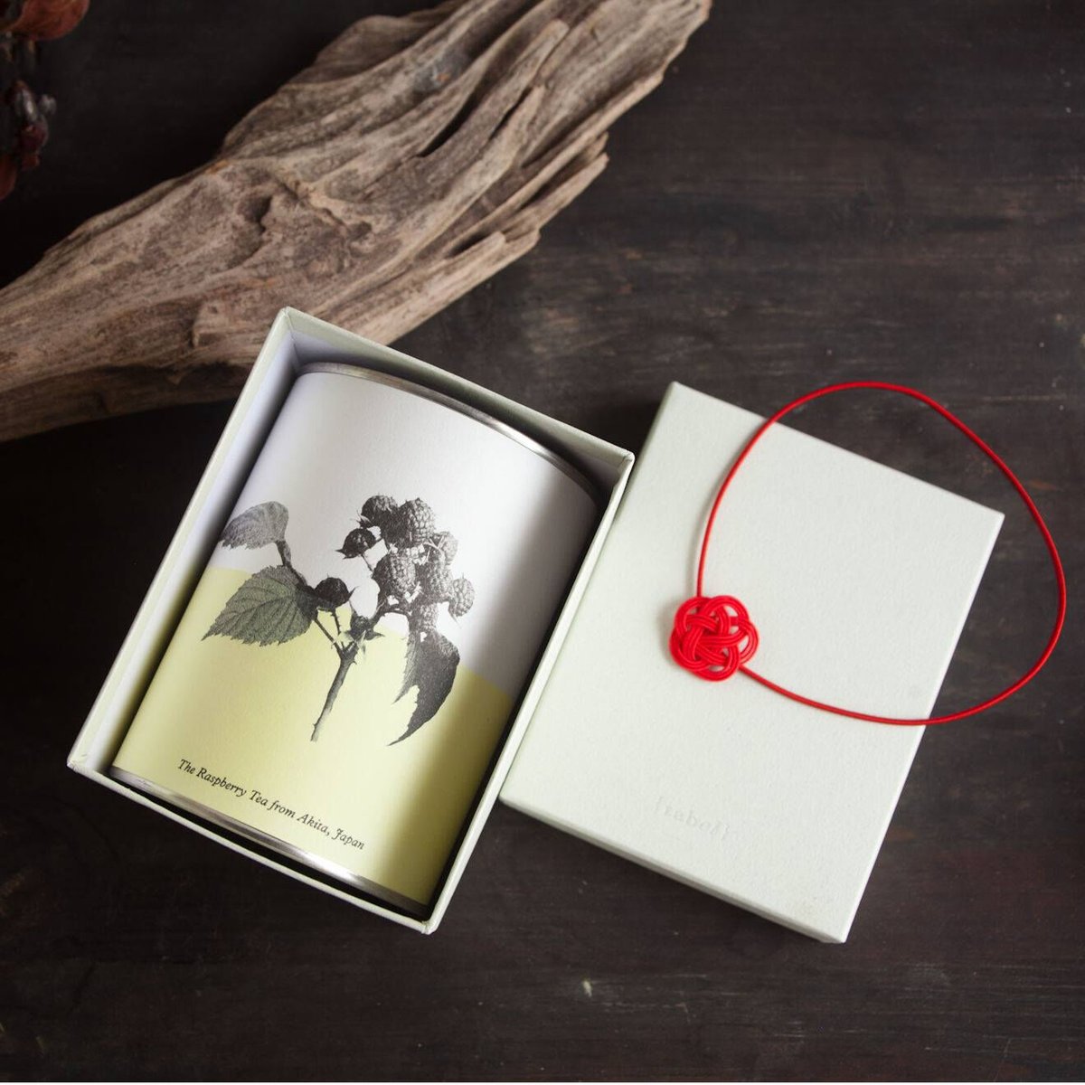 ギフトボックス（小）＋水引ゴム（梅／赤） | 伝統茶{tabel}