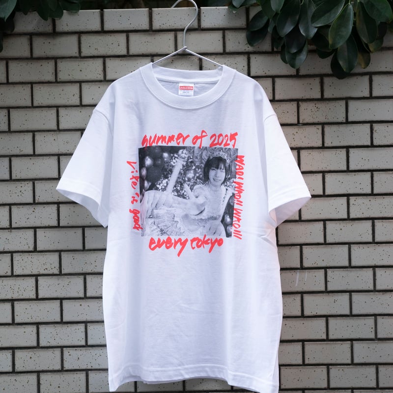 えなこ×everytokyoコラボ WAO!!フォトT-shirts | everytokyo