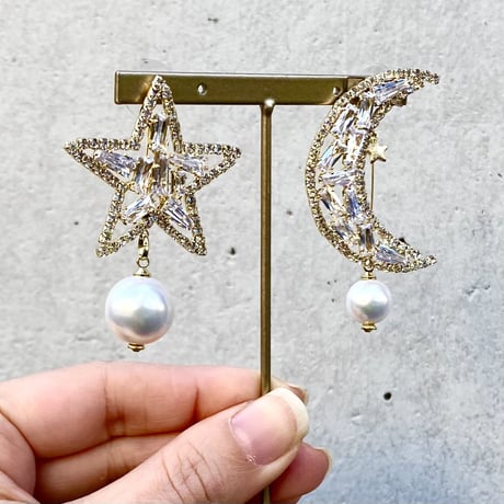 S*A様 Blooming DAISY イヤリング　casaceleste デイジーのピアス or イヤリング / Daisy Pierced or Clip-On Ea