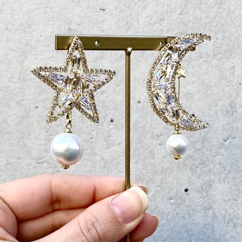 2WAY】Star&Moon イヤリング／ピアス／ピンブローチ | casaceleste