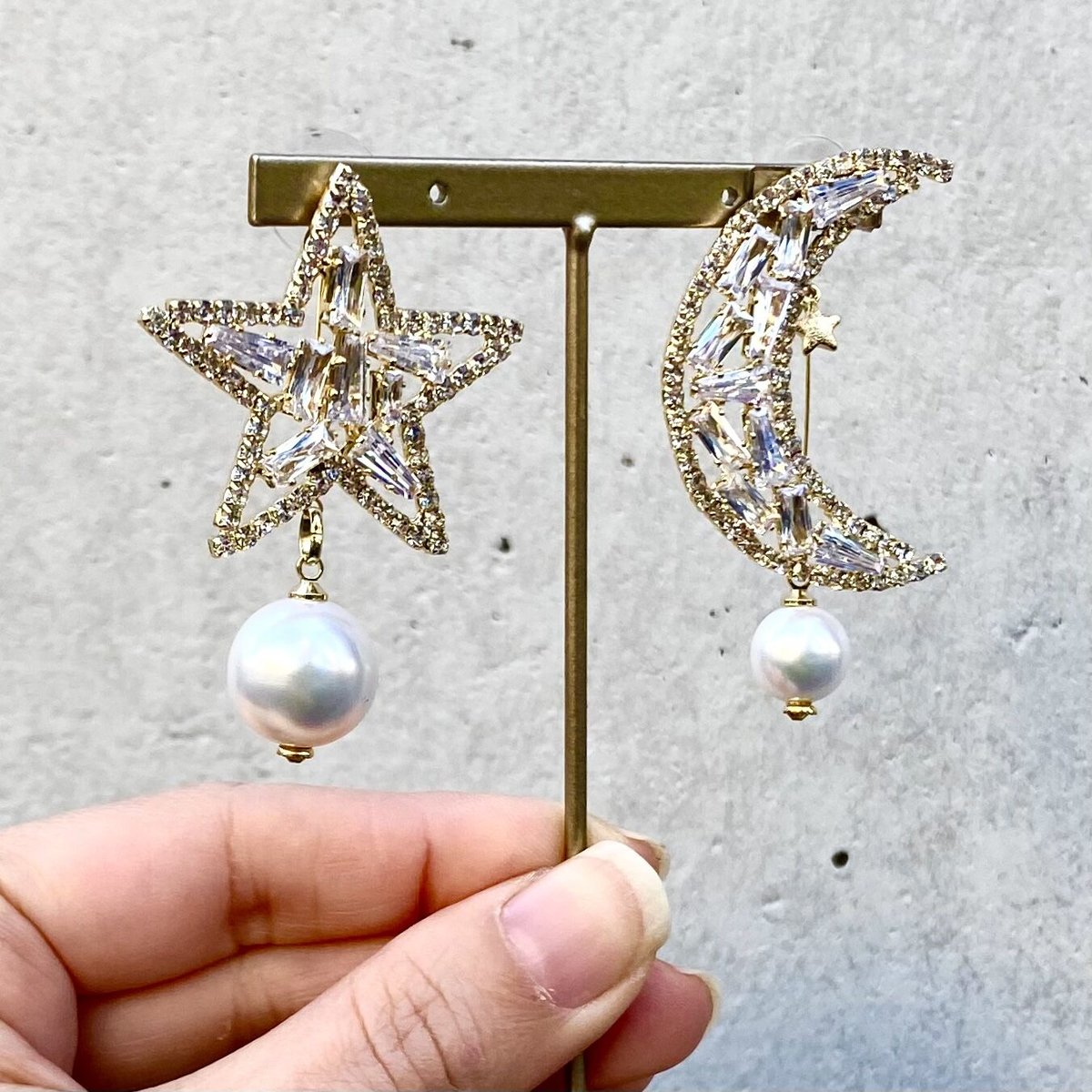 2WAY】Star&Moon イヤリング／ピアス／ピンブローチ | casaceleste