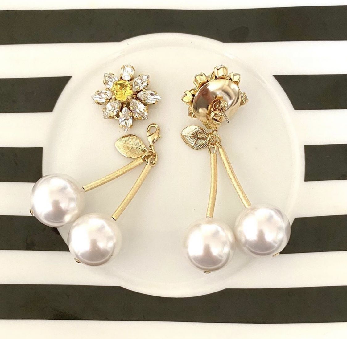 DAISY✖️CHERRY Pearls 【2WAYタイプ】 イヤリング/ピアス | casa