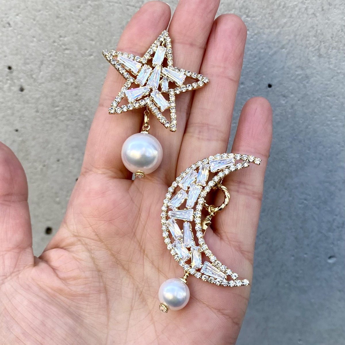 2WAY】Star&Moon イヤリング／ピアス／ピンブローチ | casaceleste