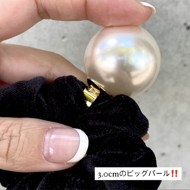 ヘアアクセサリー BELLA Chouchou - Large / Black 美品】BELLA ベラ chouchou シュシュ BLACK 黒 large BELLA ベラ