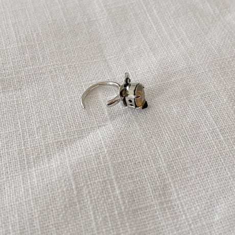 onezu ear cuf
