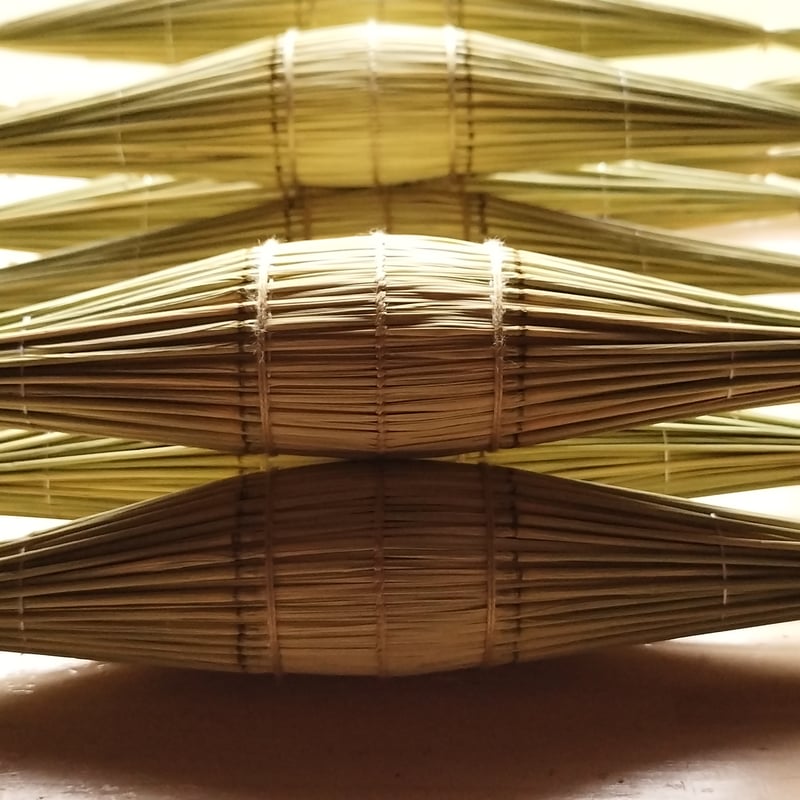 注連縄（中） Shime-nawa | 日知舎