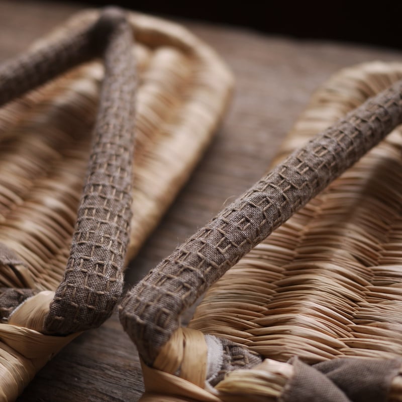 おえ草履（灰） Oe-zori sandals L | 日知舎