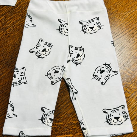 〈低出生体重児サイズ〉とらさん肌着&パンツセット