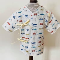 HowCute®︎ダブルガーゼ　車柄　低出生体重児ショートサイズ30（コットに出てから1500ｇ～)