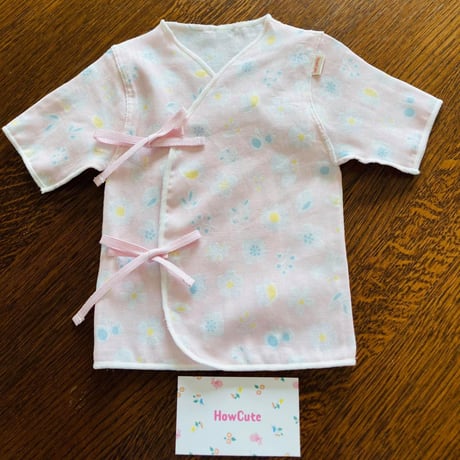HowCute®︎ダブルガーゼ　パステルフラワー柄　低出生体重児ショートサイズ30（コットに出てから1500ｇ～）