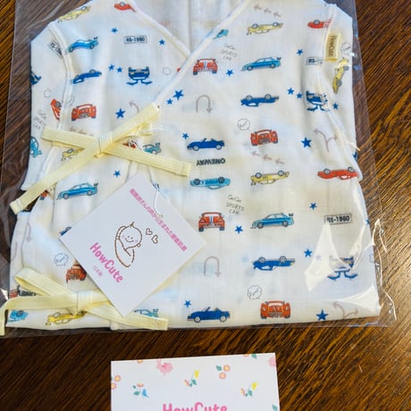 HowCute®︎ダブルガーゼ　車柄　低出生体重児ショートサイズ30（コットに出てから1500ｇ～)
