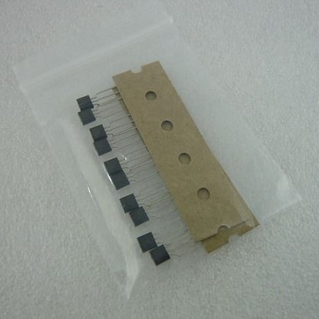 10個セット  Low Noize 5V 3端子レギュレ－タ－ Torex製  ( ZHW-318 )