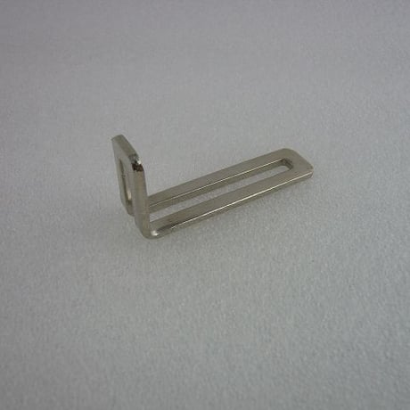 L型金具  ( ZHW-131 )